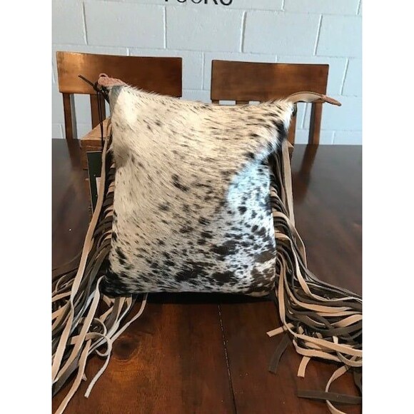 Myra Bag Chippy Concealed Carry Boho Chic Repurposed Crossbody / Shoulder Bag - Picture 2 of 3